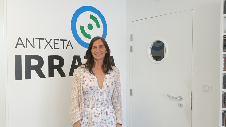 «Oinarrizko zerbitzu publikoekin negozio pribatua egiten da, merkantilizazio sistema horrekin amaitu behar dugu»
