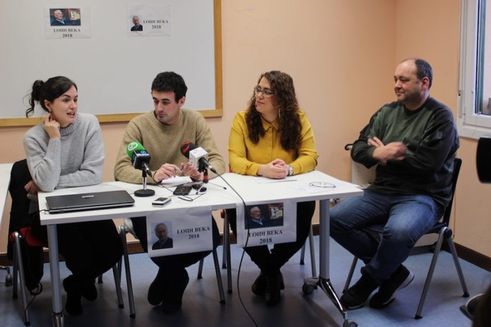 Unai eta Maialen Oiartzun anai-arrebek irundar orori bilera ireki batetan partehartzeko deia luzatu diete gaur. Arratsaldeko 19:00retan CBA Kulturgune