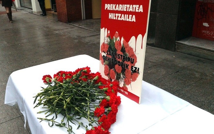 Eraikuntzako behargin bat erorita hil da Irungo Arbesen